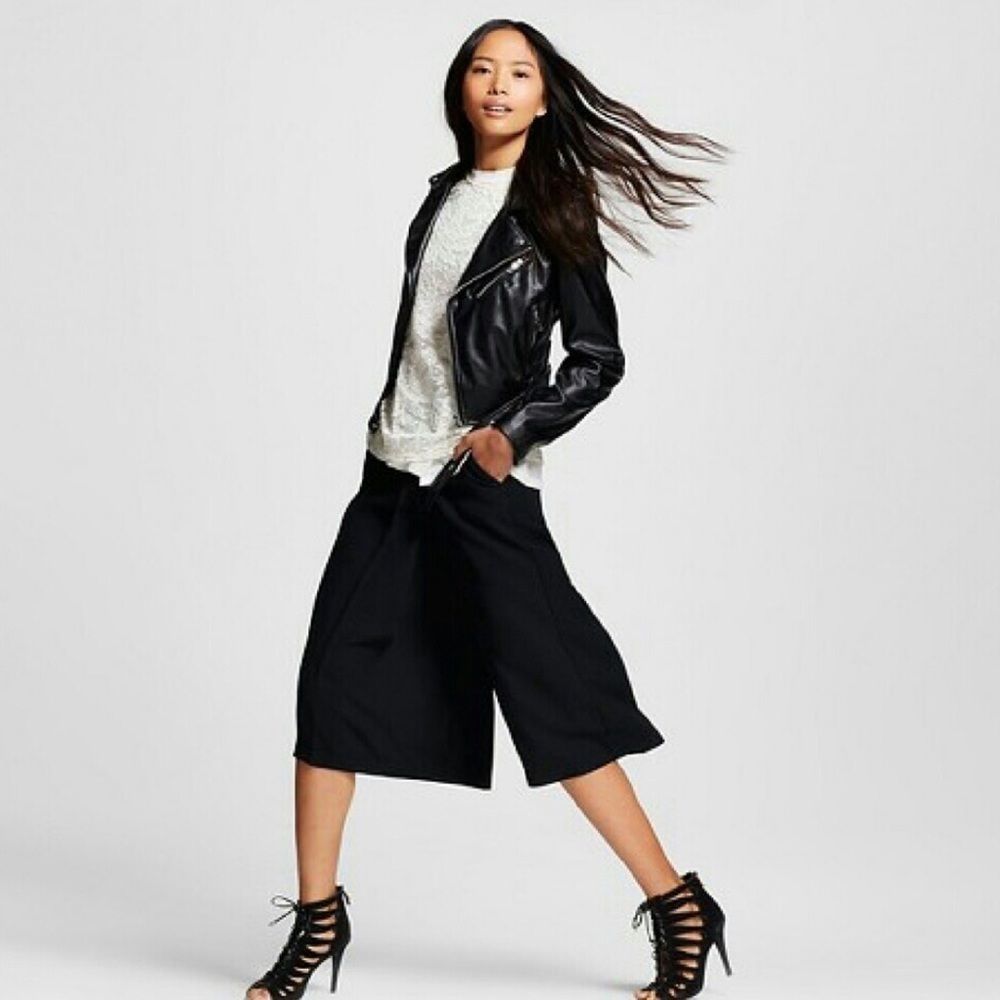Wide leg crop pants